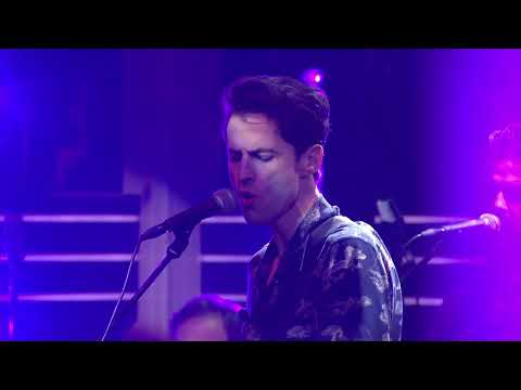 Slow Pilot plays 'Grace' @ bnnvara NPO2