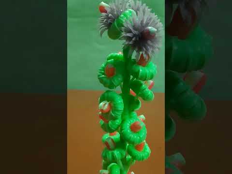 The tree full of fruits -- Made with basket wire and bead's craft.