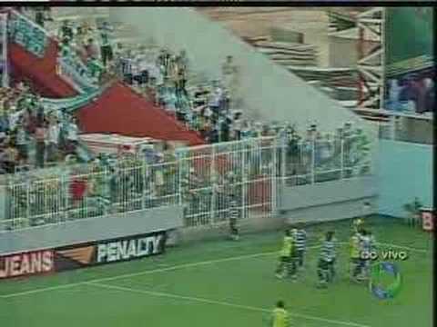 Grêmio Barueri 0x1 Coritiba - 2007-  Imagens da Torcida