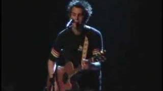 Howie Day - 10 - Wonderwall - Live 05-10-2002