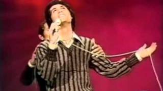 Donny Osmond sings with Paul Anka