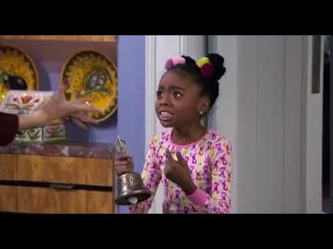 Jessie Saison 2 Episode 13 - Etre ou ne pas être moi - 2/6