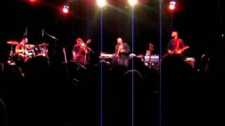 Meshell Ndegeocello performs &quot;Fellowship&quot;