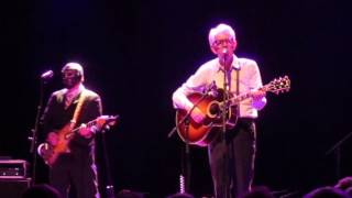 Nick Lowe & Los Straitjackets - 'When I Write The book' @ Het Depot Leuven 3 december 2016