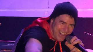 Give. JR Richards en Lima. 29.03.19. La voz original de Dishwalla.