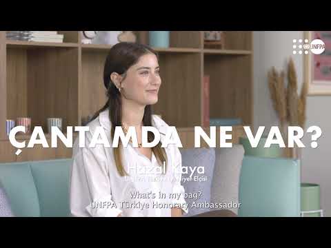 İyi Niyet Elçimiz Hazal Kaya'nın Çantasında Ne Var?