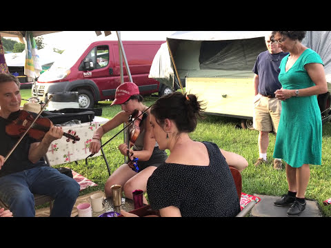 Miss Moonshine buckdances Happy Holler - Brad Leftwich Amy Alvey fiddles - Mt Airy Fiddlers