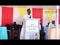 SWALI GUMU KWA MAZINGE NA WAISLAMU MUHAMMAD ALISALI NA VIATU NYIE MMEPATA WAPI AMRI YA KUVIVUA