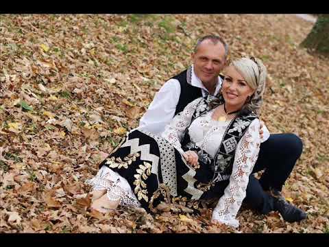 BEBE  DRAGOMIR SI ADRIANA CURTU VOAIDOS - LA MULTI ANI MAI DRAGA NICOLAE