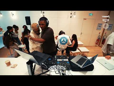 DJ Fafi aux platines