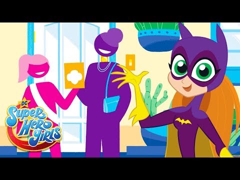 DC Super Hero Girls & Girl Scouts of the USA are teaming up for the 2019 Cookie Pro Contest!