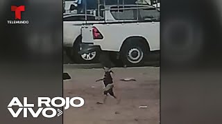 Captan a un supuesto duende caminando en El Salvador