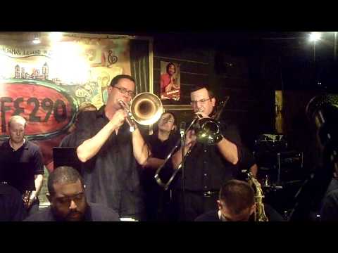 BLUES TROMBONE DUET BY WES & KEVIN AT CAFE 290