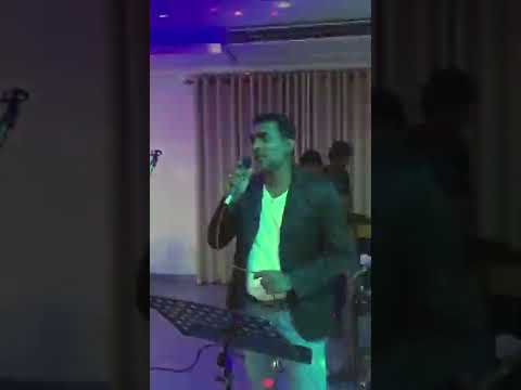 Rajagedara Paraviyo Film 1975 "Neela Bingu Kela Song" - Victor Ratnayake