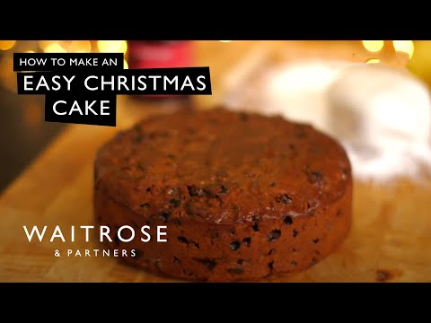 How To Make An Easy Christmas Cake | Waitrose