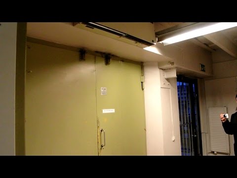 Original 1977 KONE 2-speed traction freight elevator @ Ruissalontie 11, Turku, FInland