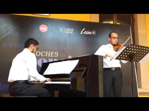 Amadeus Arteaga y Josue Alvarez   Csárdás   Vittorio Monti Violin & Piano