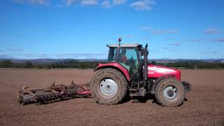 preview picture of video 'Autumn Tractor Harrowing By Stewart Tower Perthshire Scotland'