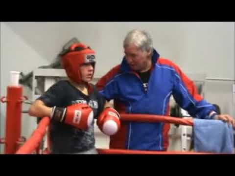 Bartłomiej  Rośkowicz (MOSM Tychy) - Oskar Korzym (Nowy Sącz)