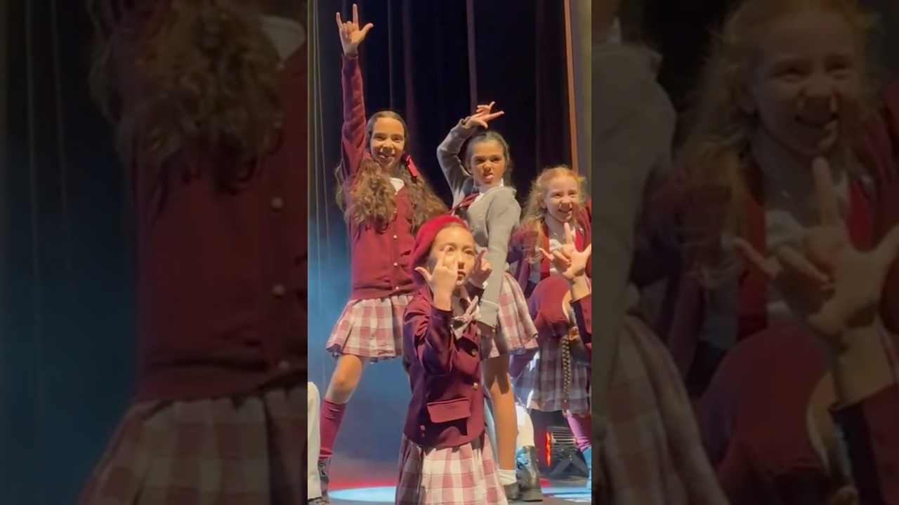 Apresentação da peça School Rock - #teatro #atriz