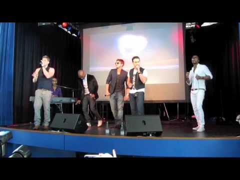 ESCKAZ live in Dusseldorf Big Five Party BLUE United Kingdom