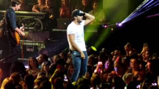 Luke Bryan | Kill The Lights Tour