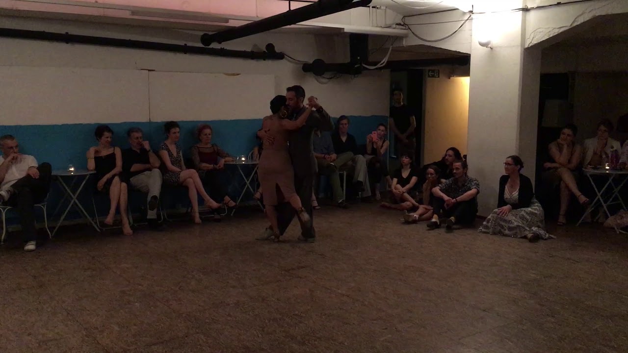 Corina Herrera & Pablo Alvarez  @CocoGardel  1/4