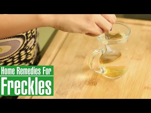 3 Best Natural HOME REMEDIES TO REMOVE FRECKLES ON FACE