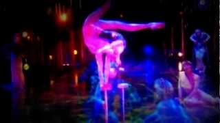 (Cirque du Soleil) Moon Licht Video & Lyrics