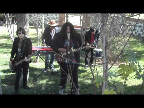 Las Pipas de la Paz - Psychedelic Trek - Official Video