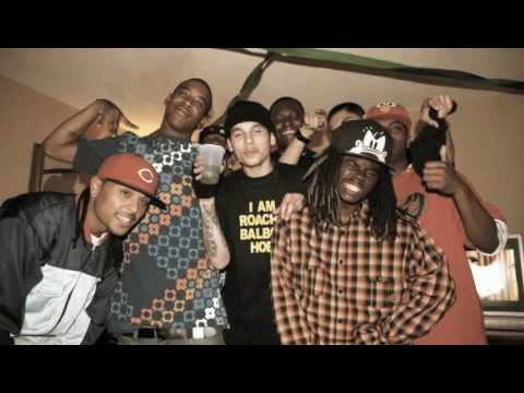 Pac B ft Roach Gigz Ay Boi Boi