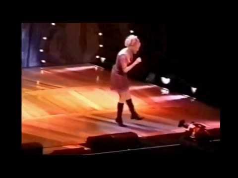 Bette Midler - Keep On Rockin  Kiss My Brass - 2004