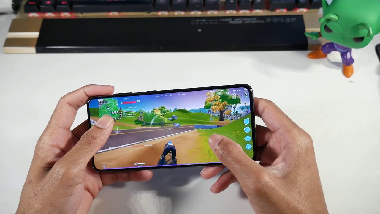 Samsung Galaxy S21 Gaming Test! (COD Mobile, Fortnite & PUBG)