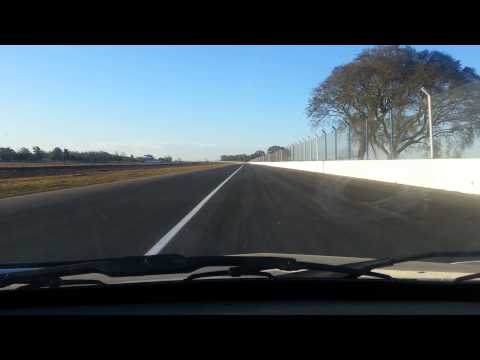 Vuelta al Autodromo de Rafaela, repavimentado a nuevo.