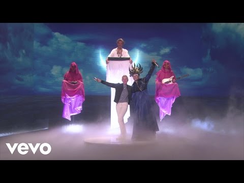 Empire Of The Sun - Walking On A Dream (Live On Ellen)