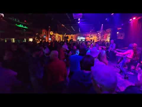 Promotional video thumbnail 9 for The Philcos