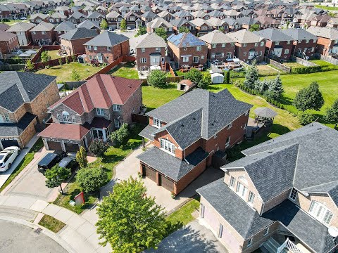 39 Miramar Street Brampton Home for Sale - Real Estate Properties for Sale