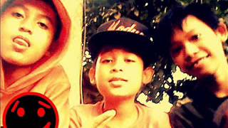 Download lagu MONKEY BOOTS  - fallin mp3