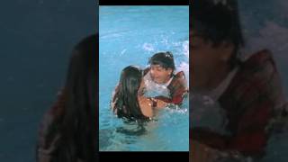 Download lagu Shahrukh Khan and kajol's best sweets moment in dilwale #srk #kajol #ddlj #dilwale mp3