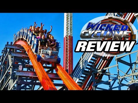 Video review of Wicked Cyclone by Theme Park Crazy