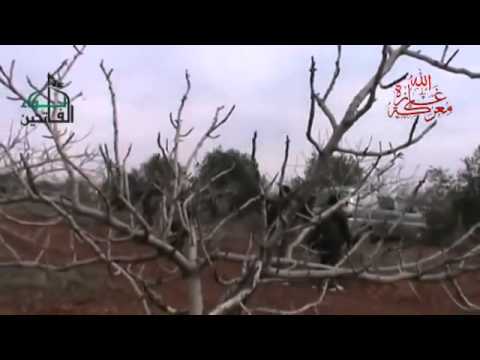 انتشار مقاتلي لواء الفاتحين في محيط حاجز السمان في طيبة الإمام في ريف حماة