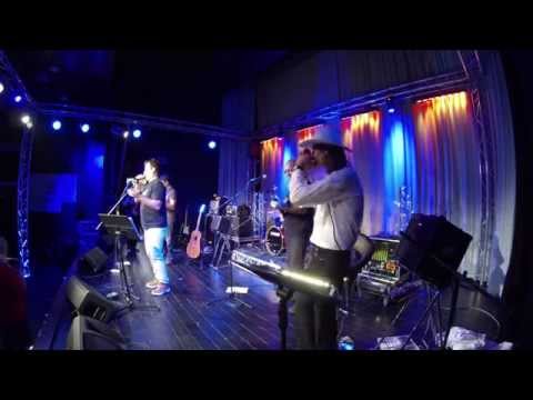 Janko Kulich & Kolegium - Janko Kulich & Kolegium: Vyhn(ň)anci LIVE 2013