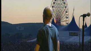 REM - Electrolite @ T In The Park - 2003