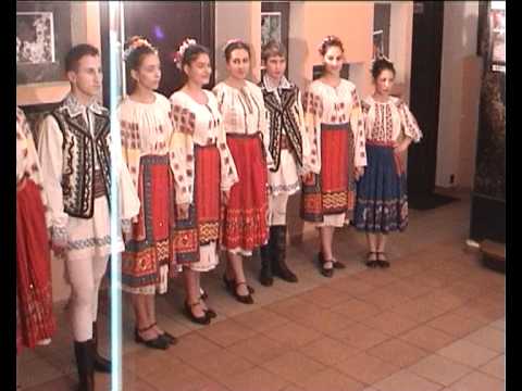 GRUP VOCALl- ANSAMBLUL DOINITA 1.avi