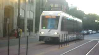 preview picture of video 'Hampton Roads Transit: Norfolk Light Rail (The TIDE) near Monticello (T) Station'