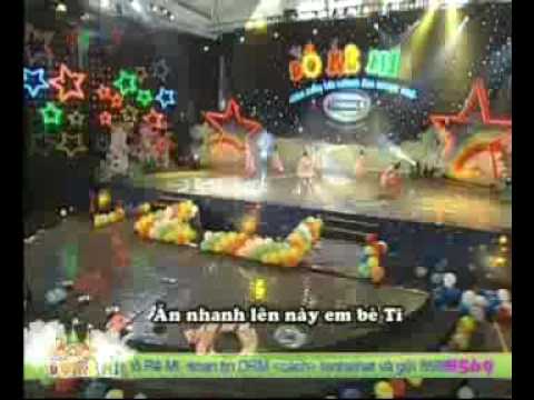Thể hiện bởi Bé Thu Hương