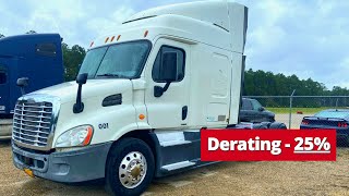 Freightliner DD13 Has An Air Intake Problem (Let's Look For What's Wrong)