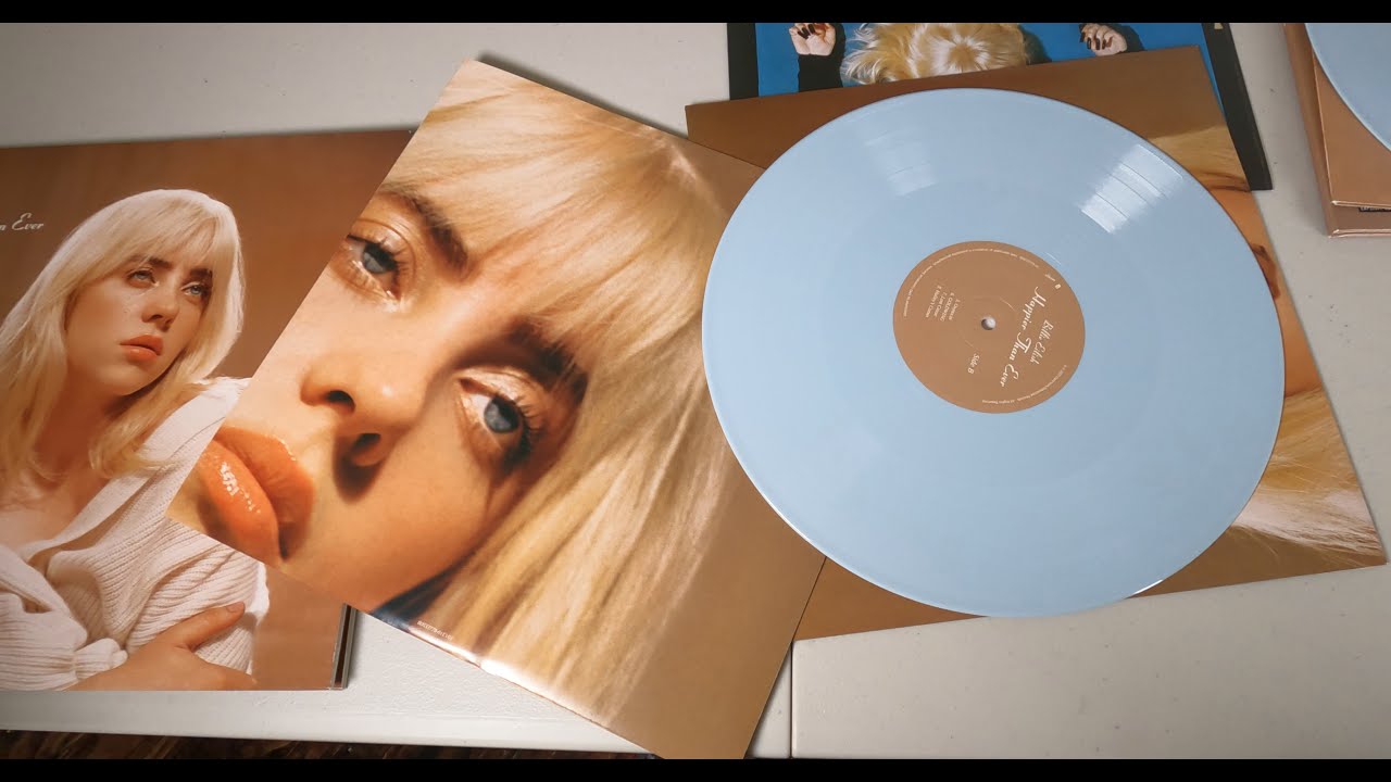 Watch video Billie Eilish TARGET EXCLUSIVE Happier Than Ever Double LP Vinyl Record Unboxing / Test / Review Now Billie Eilish TARGET EXCLUSIVE Happier Than Ever Double LP Vinyl Record Unboxing / Test / Review