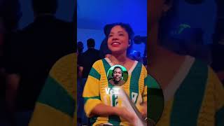 Ela é surreal tocando reco reco #samba #recoreco #pagode #rodadesamba
