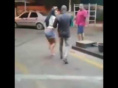 Mulheres fecha o pau por causa de gasolina